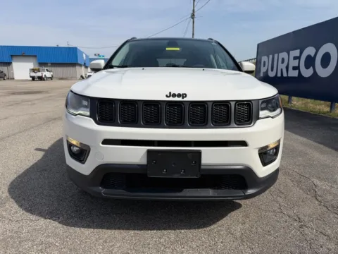 Photos of 2019 Jeep Compass Altitude for sale in Grayson, KY at Pure Country Automotive