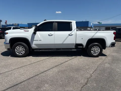 More photos of 2021 Chevrolet Silverado 2500HD LT at Pure Country Automotive, KY