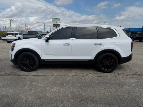 More photos of 2022 Kia Telluride SX at Pure Country Automotive, KY