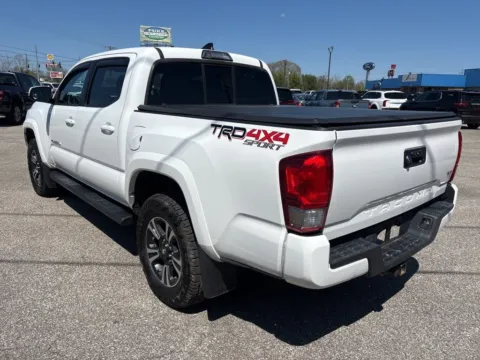 More photos of 2016 Toyota Tacoma TRD Off-Road at Pure Country Automotive, KY