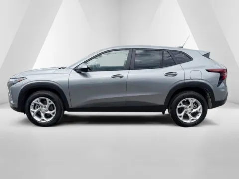 More photos of 2026 Chevrolet Trax LS at Pure Country Automotive, KY