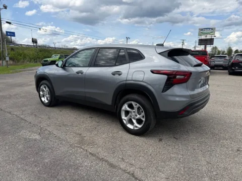 More photos of 2026 Chevrolet Trax LS at Pure Country Automotive, KY