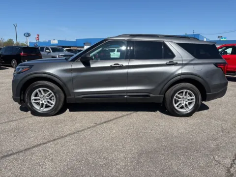 More photos of 2026 Ford Explorer Active at Pure Country Automotive, KY