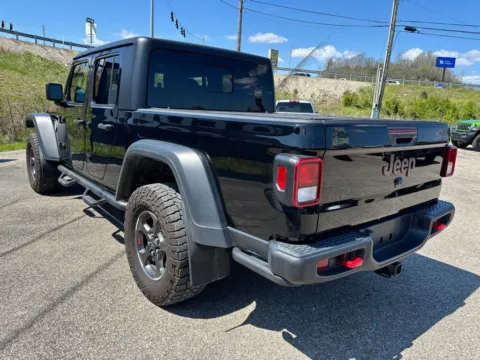 More photos of 2023 Jeep Gladiator Rubicon at Pure Country Automotive, KY