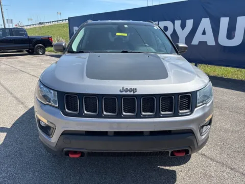 Photos of 2019 Jeep Compass Trailhawk for sale in Grayson, KY at Pure Country Automotive