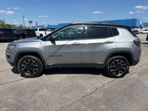 More photos of 2019 Jeep Compass Trailhawk at Pure Country Automotive, KY