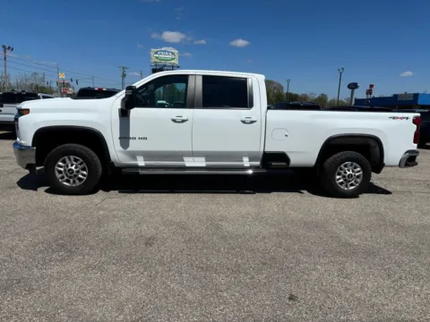 More photos of 2023 Chevrolet Silverado 2500HD LT at Pure Country Automotive, KY