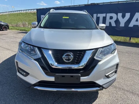 Photos of 2020 Nissan Rogue SL for sale in Grayson, KY at Pure Country Automotive