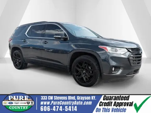 Gray 2020 Chevrolet Traverse LT for sale in Grayson, KY