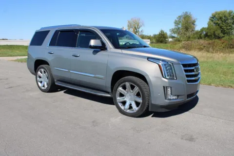 Brown 2018 Cadillac Escalade Premium Luxury for sale in Grayson, KY