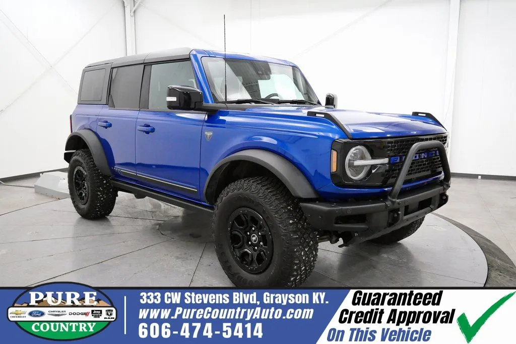 Blue 2021 Ford Bronco First Edition for sale in Grayson, KY