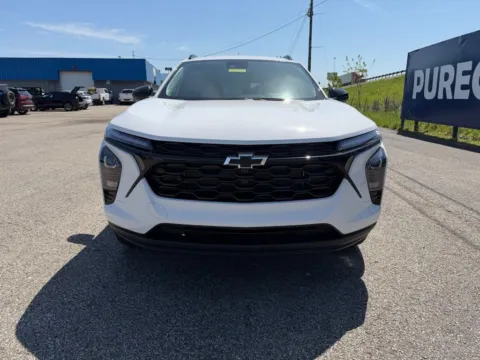 Photos of 2026 Chevrolet Trax LT for sale in Grayson, KY at Pure Country Automotive