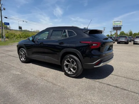 More photos of 2026 Chevrolet Trax LT at Pure Country Automotive, KY