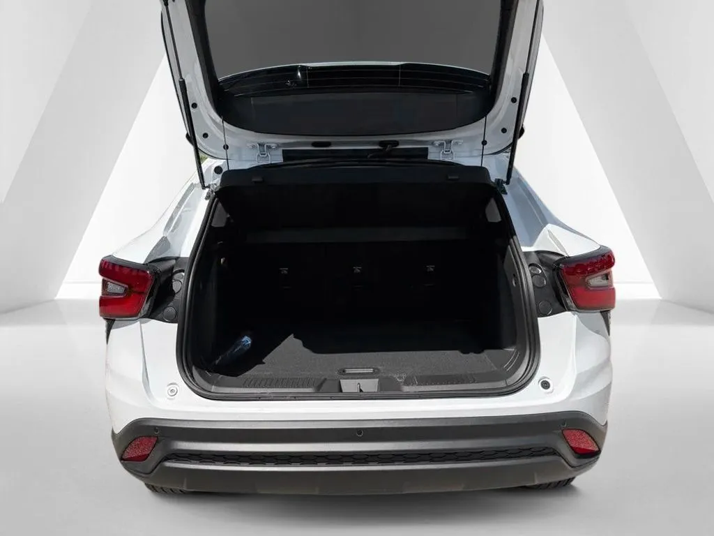 2026 Chevrolet Trax LT - Photo 31