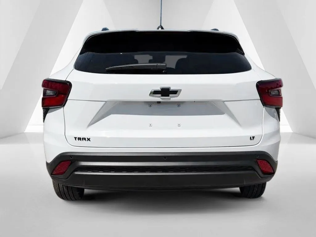 2026 Chevrolet Trax LT - Photo 6