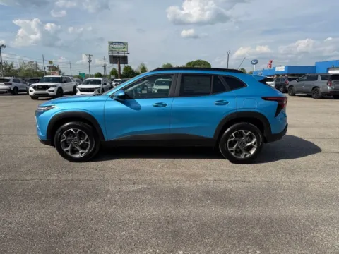 More photos of 2026 Chevrolet Trax LT at Pure Country Automotive, KY