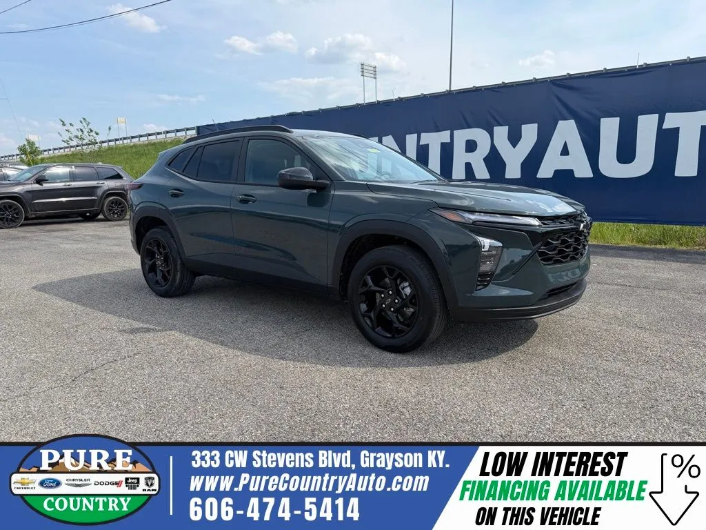 Gray 2026 Chevrolet Trax LT for sale in Grayson, KY