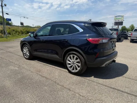 More photos of 2021 Ford Escape Titanium at Pure Country Automotive, KY
