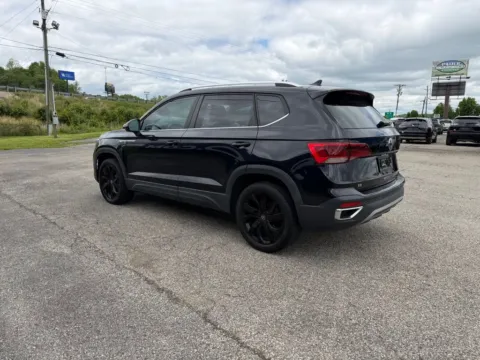 More photos of 2023 Volkswagen Taos 1.5T SE at Pure Country Automotive, KY