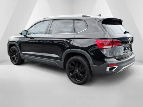 More photos of 2023 Volkswagen Taos 1.5T SE at Pure Country Automotive, KY