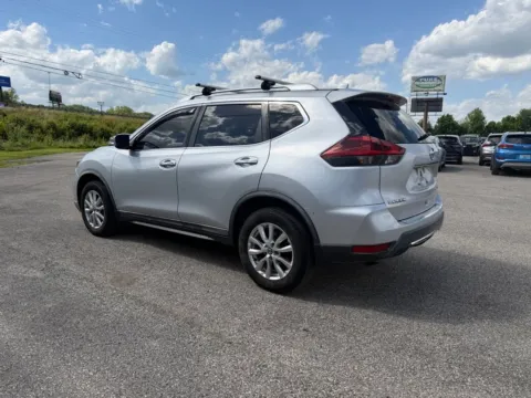 More photos of 2018 Nissan Rogue SV at Pure Country Automotive, KY