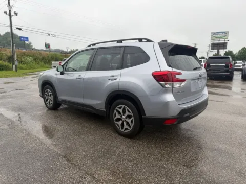 More photos of 2024 Subaru Forester Premium at Pure Country Automotive, KY