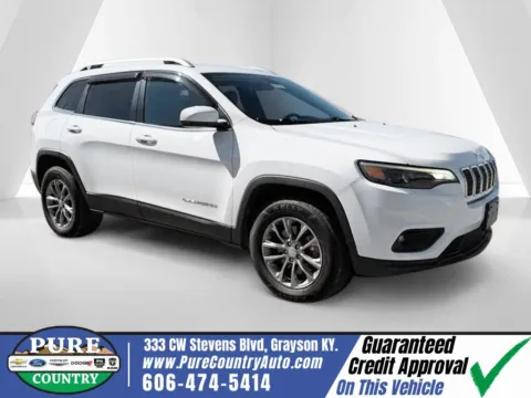 White 2019 Jeep Cherokee Latitude Plus for sale in Grayson, KY