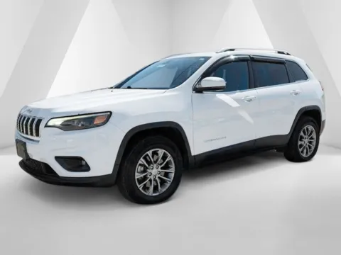 Another view of 2019 Jeep Cherokee Latitude Plus for sale in Grayson, KY at Pure Country Automotive