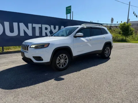 Another view of 2019 Jeep Cherokee Latitude Plus for sale in Grayson, KY at Pure Country Automotive