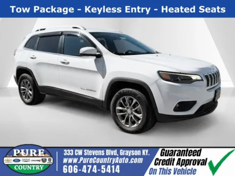White 2019 Jeep Cherokee Latitude Plus for sale in Grayson, KY