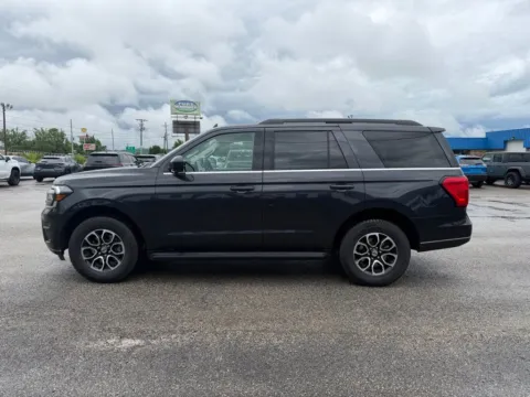 More photos of 2024 Ford Expedition XLT at Pure Country Automotive, KY