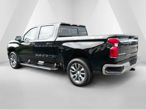 More photos of 2026 Chevrolet Silverado 1500 LT at Pure Country Automotive, KY