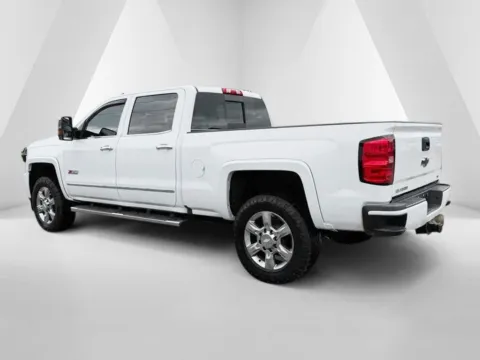 More photos of 2017 Chevrolet Silverado 2500HD LTZ at Pure Country Automotive, KY