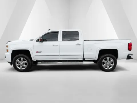 More photos of 2017 Chevrolet Silverado 2500HD LTZ at Pure Country Automotive, KY