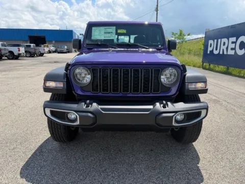 Photos of 2026 Jeep Gladiator Sport for sale in Grayson, KY at Pure Country Automotive