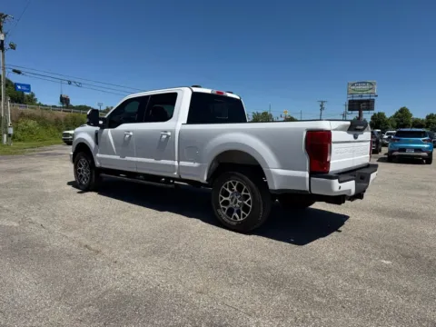 More photos of 2022 Ford F-250SD Lariat at Pure Country Automotive, KY