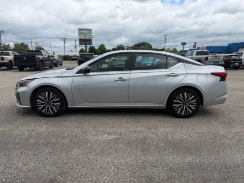 More photos of 2024 Nissan Altima 2.5 SV at Pure Country Automotive, KY