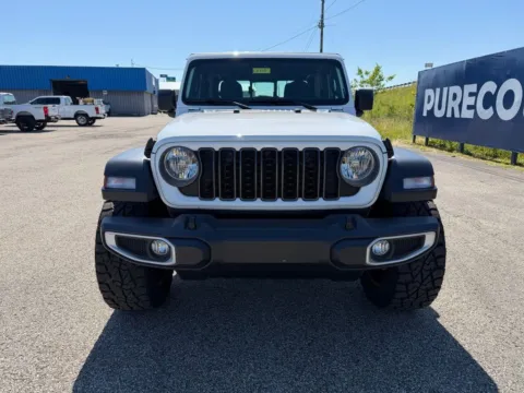 Photos of 2026 Jeep Gladiator Sport for sale in Grayson, KY at Pure Country Automotive