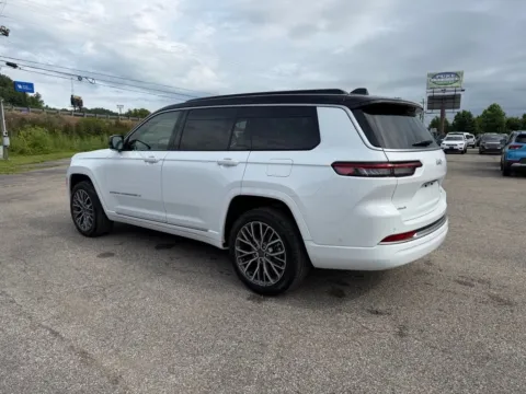 More photos of 2026 Jeep Grand Cherokee L Summit at Pure Country Automotive, KY