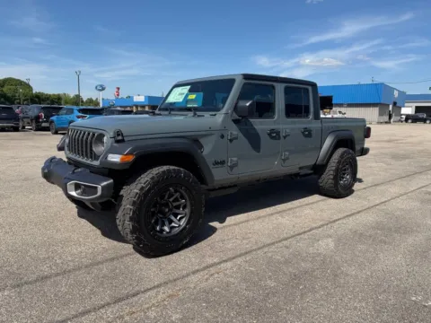 Another view of 2026 Jeep Gladiator Sport S for sale in Grayson, KY at Pure Country Automotive