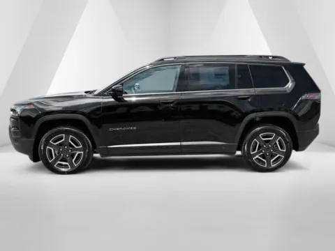 More photos of 2026 Jeep Cherokee Laredo at Pure Country Automotive, KY