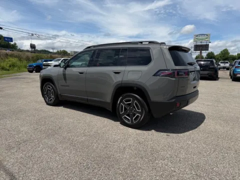 More photos of 2026 Jeep Cherokee Laredo at Pure Country Automotive, KY