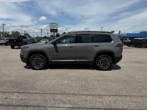 More photos of 2026 Jeep Cherokee Laredo at Pure Country Automotive, KY