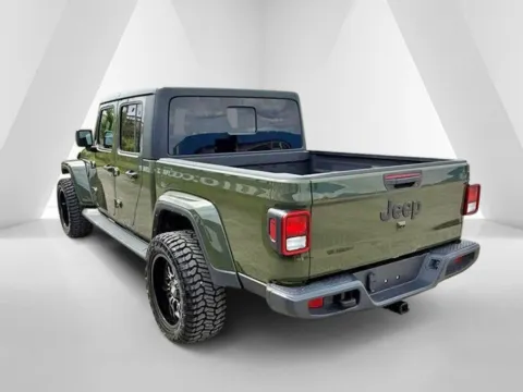 More photos of 2023 Jeep Gladiator Sport S at Pure Country Automotive, KY
