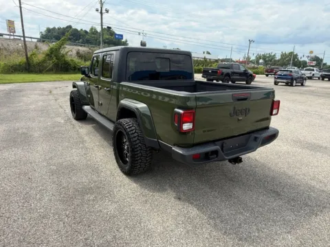 More photos of 2023 Jeep Gladiator Sport S at Pure Country Automotive, KY