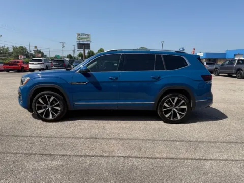 More photos of 2025 Volkswagen Atlas 2.0T SEL Premium R-Line at Pure Country Automotive, KY