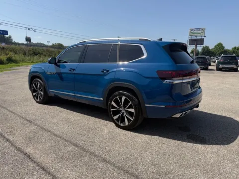 More photos of 2025 Volkswagen Atlas 2.0T SEL Premium R-Line at Pure Country Automotive, KY