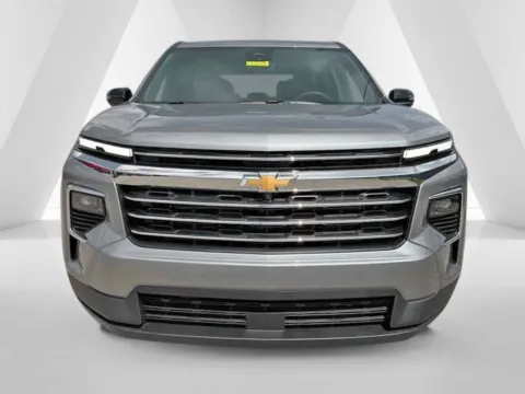 Photos of 2026 Chevrolet Traverse LT for sale in Grayson, KY at Pure Country Automotive