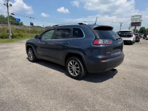 More photos of 2021 Jeep Cherokee Latitude Plus at Pure Country Automotive, KY