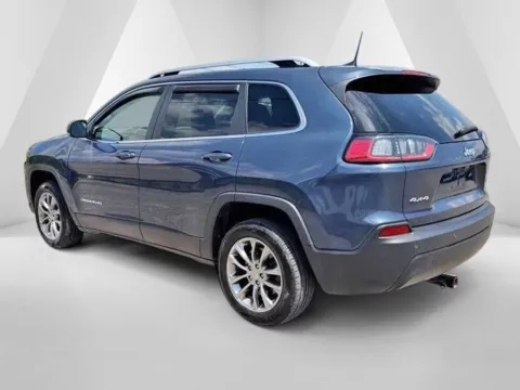 More photos of 2021 Jeep Cherokee Latitude Plus at Pure Country Automotive, KY